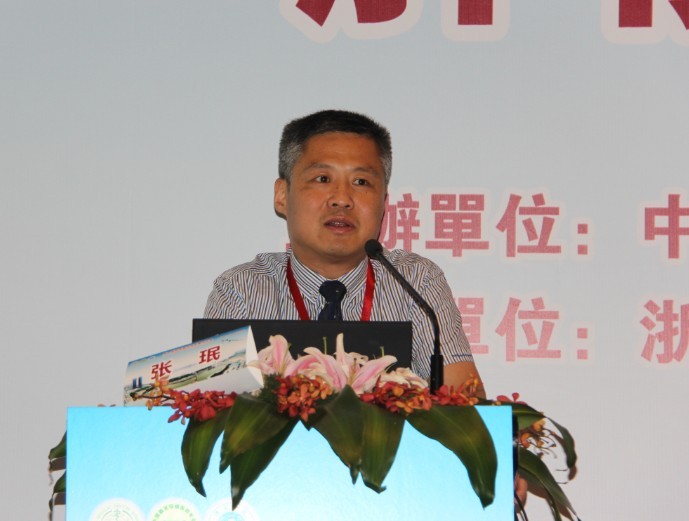 图一：张珉报告现场(摄影 孟秋君).jpg