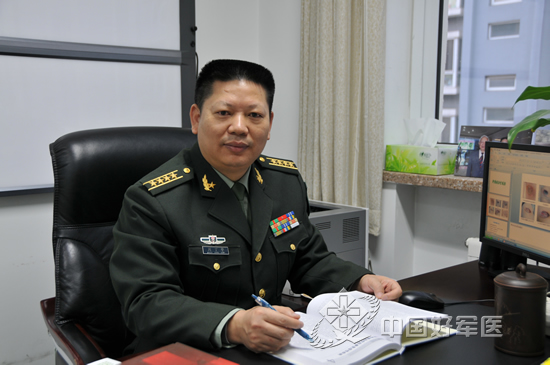 周丁华.jpg