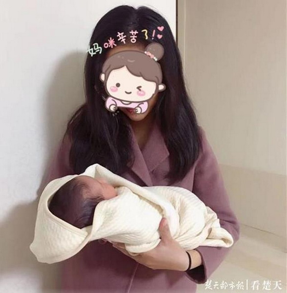 女子肾移植8年后喜得千金 1.jpg