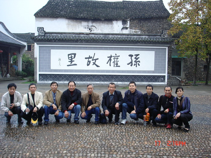 T8QT8mH0.jpg