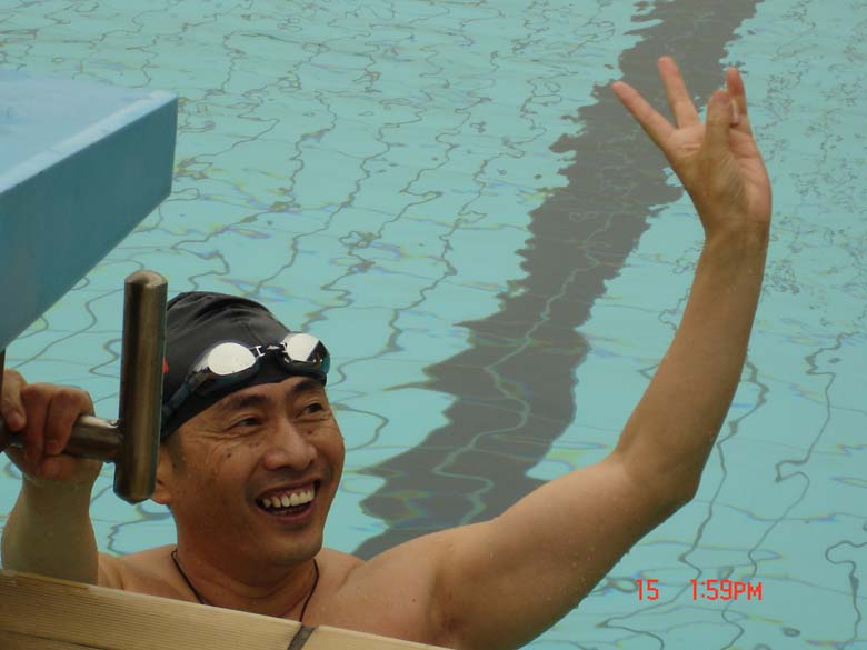 我们的队伍向太阳