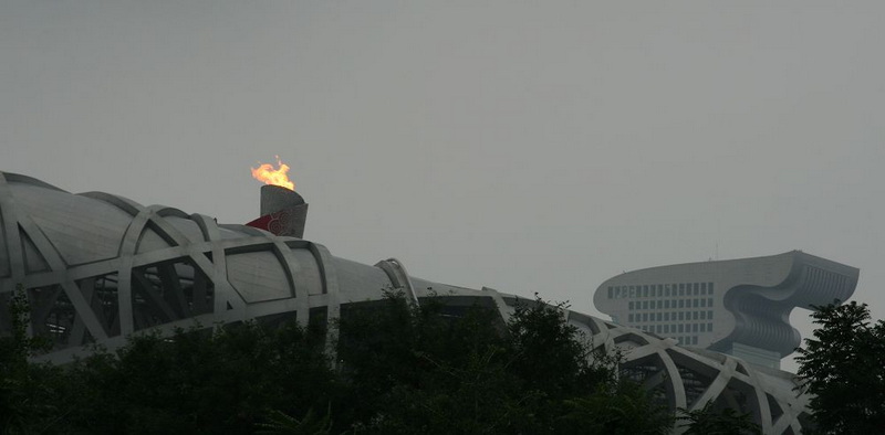 雨后圣火